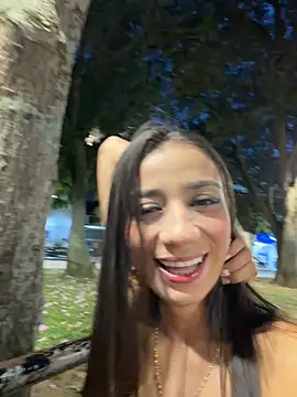 Snapshot of -juicy_ chatting on 02-04-26, 11:22 -juicy online show from 02-04-26, 11:22