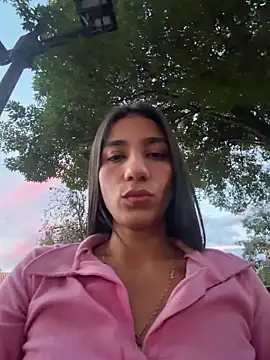 Snapshot of -juicy_ chatting on 06-28-26, 11:22 -juicy online show from 06-28-26, 11:22