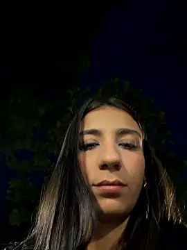 Snapshot of -juicy_ chatting on 03-17-26, 11:30 -juicy online show from 03-17-26, 11:30