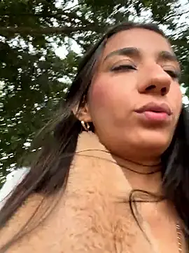 Snapshot of -juicy_ chatting on 02-24-26, 10:32 -juicy online show from 02-24-26, 10:32