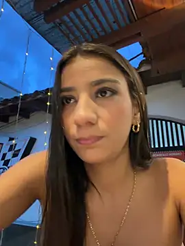 Snapshot of -juicy_ chatting on 02-05-26, 11:11 -juicy online show from 02-05-26, 11:11