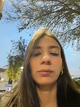 Snapshot of -juicy_ chatting on 03-04-26, 11:23 -juicy online show from 03-04-26, 11:23