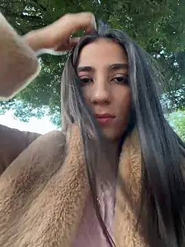 Snapshot of -juicy_ chatting on 06-16-26, 11:05 -juicy online show from 06-16-26, 11:05