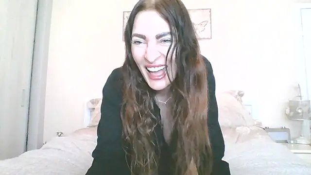 EllaKent online show from 03-29-26, 01:46