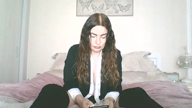 EllaKent online show from 02-01-26, 10:13