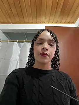 Snapshot of Yasmin777_ chatting on 07-22-26, 05:59 Yasmin777 online show from 07-22-26, 05:59