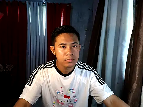 Snapshot of urboy_cass chatting on 10-12-25, 04:14 urboy cass online show from 10-12-25, 04:14