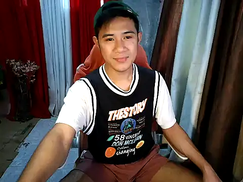 Snapshot of urboy_cass chatting on 09-22-25, 02:50 urboy cass online show from 09-22-25, 02:50