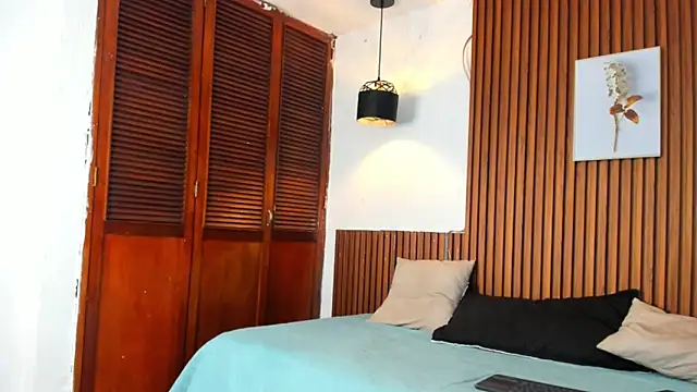 David niet online show from 09-17-25, 05:26