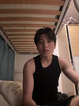 Snapshot of Sunny9643 chatting on 07-13-26, 12:26 Sunny9643 online show from 07-13-26, 12:26