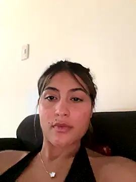 Ana  Pink online show from 11-30-25, 06:52