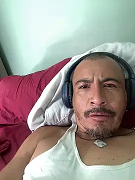 Chillo956 online show from 05-30-26, 03:28
