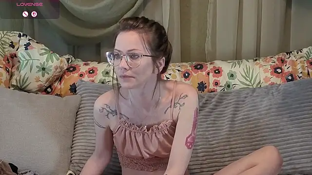 kohlbird online show from 04-17-26, 03:42