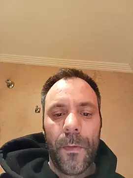 manchego85 online show from 11-30-25, 02:01