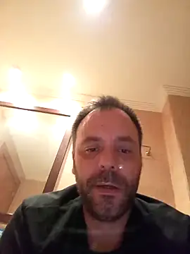 Snapshot of manchego85 chatting on 04-16-26, 11:40 manchego85 online show from 04-16-26, 11:40