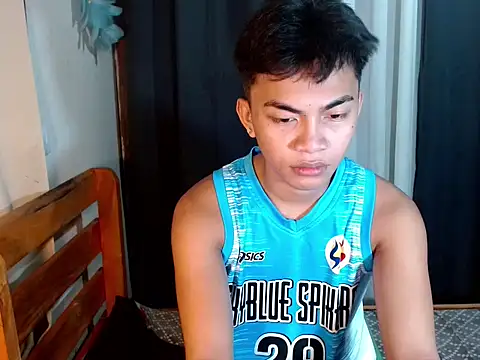 Snapshot of urguy_marco chatting on 10-01-25, 05:28 urguy marco online show from 10-01-25, 05:28