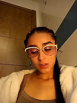 CandyFoxter  online show from 01-09-26, 06:04