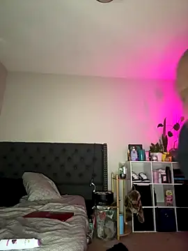 1n0nlythroat online show from 10-08-25, 02:57