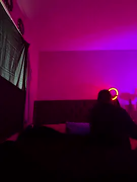 1n0nlythroat online show from 01-10-26, 11:11