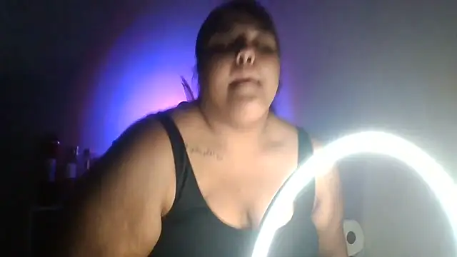 Snapshot of 1n0nlythroat chatting on 07-02-26, 03:23 1n0nlythroat online show from 07-02-26, 03:23