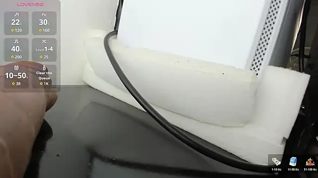 blue wxw online show from 12-14-25, 03:02