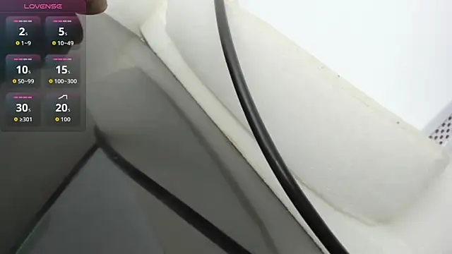 Snapshot of blue_wxw chatting on 02-10-26, 02:54 blue wxw online show from 02-10-26, 02:54