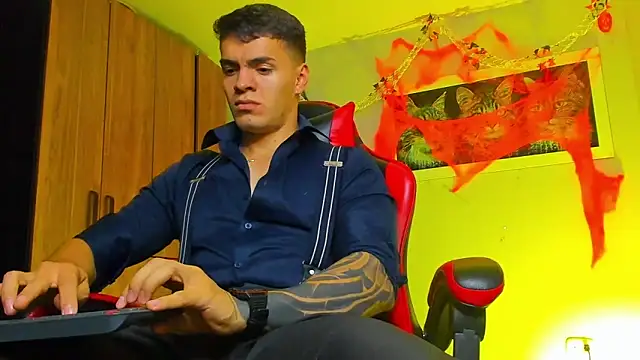 ALPHA DOMINUS  online show from 10-29-25, 04:00