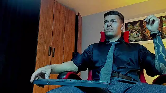 ALPHA DOMINUS  online show from 09-15-25, 03:51