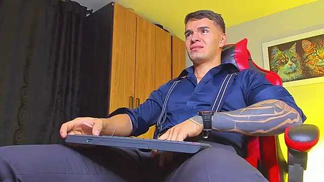 ALPHA DOMINUS  online show from 09-29-25, 03:46