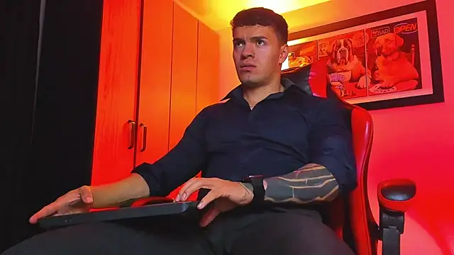 ALPHA DOMINUS  online show from 12-01-25, 03:51