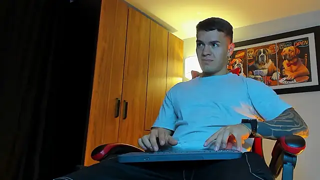 ALPHA DOMINUS  online show from 01-09-26, 04:30