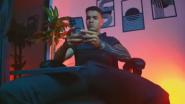 ALPHA DOMINUS  online show from 03-28-26, 04:02