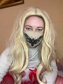 ShyPampBlondie online show from 04-26-26, 12:35