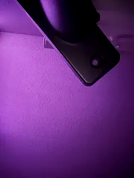 Snapshot of Blessdsoulja44 chatting on 10-12-25, 10:27 Blessdsoulja44 online show from 10-12-25, 10:27