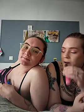 AndHerXO online show from 03-13-26, 12:32