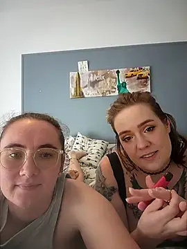 AndHerXO online show from 03-27-26, 12:28