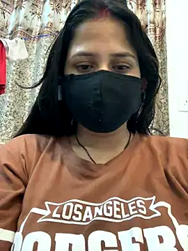 misharani00 online show from 10-17-25, 12:47