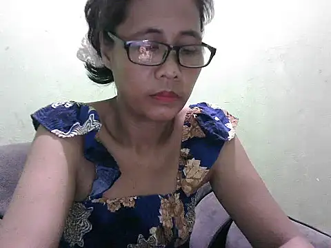 HotLadyPinay32 online show from 03-28-26, 10:05