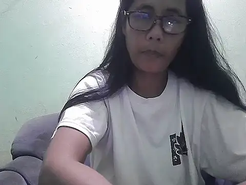 HotLadyPinay32 online show from 12-20-25, 12:46