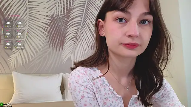 LolaPrise online show from 10-03-25, 01:42