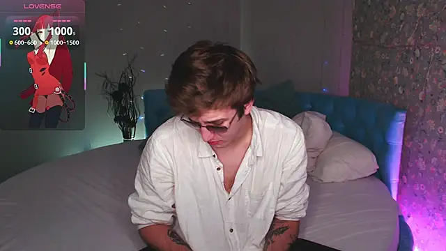 KiskaKurt online show from 09-21-25, 11:26