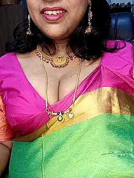 Snapshot of Chadni_kannada chatting on 05-04-26, 03:04 Chadni kannada online show from 05-04-26, 03:04
