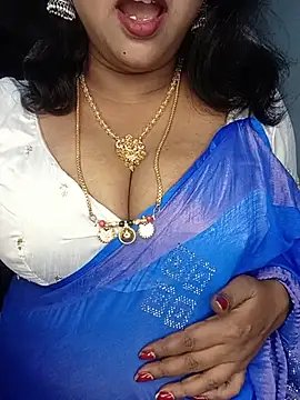 Snapshot of Chadni_kannada chatting on 05-25-26, 04:28 Chadni kannada online show from 05-25-26, 04:28