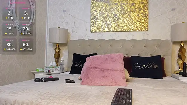 Foxy Amber online show from 09-13-25, 04:23