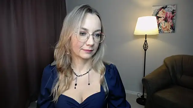 Ava Elior online show from 10-24-25, 10:03