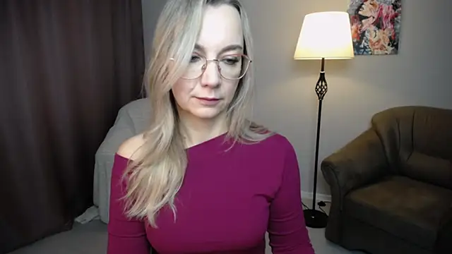 Ava Elior online show from 10-12-25, 06:04