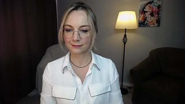 Ava Elior online show from 10-08-25, 09:44