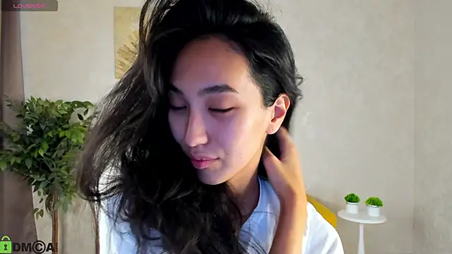 Snapshot of FlirtyAura chatting on 04-30-26, 03:46 FlirtyAura online show from 04-30-26, 03:46