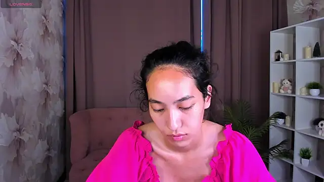 FlirtyAura online show from 07-28-26, 01:57