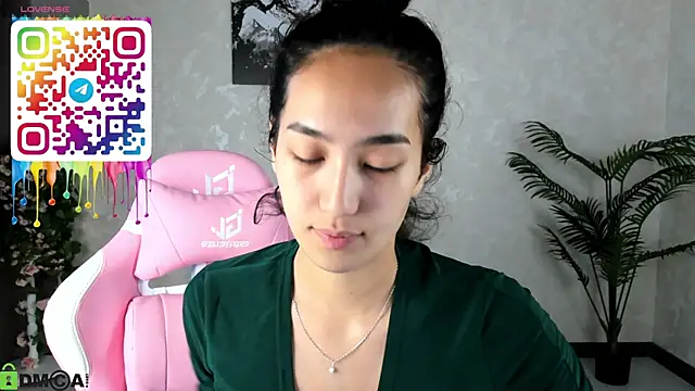 FlirtyAura online show from 09-16-25, 03:51